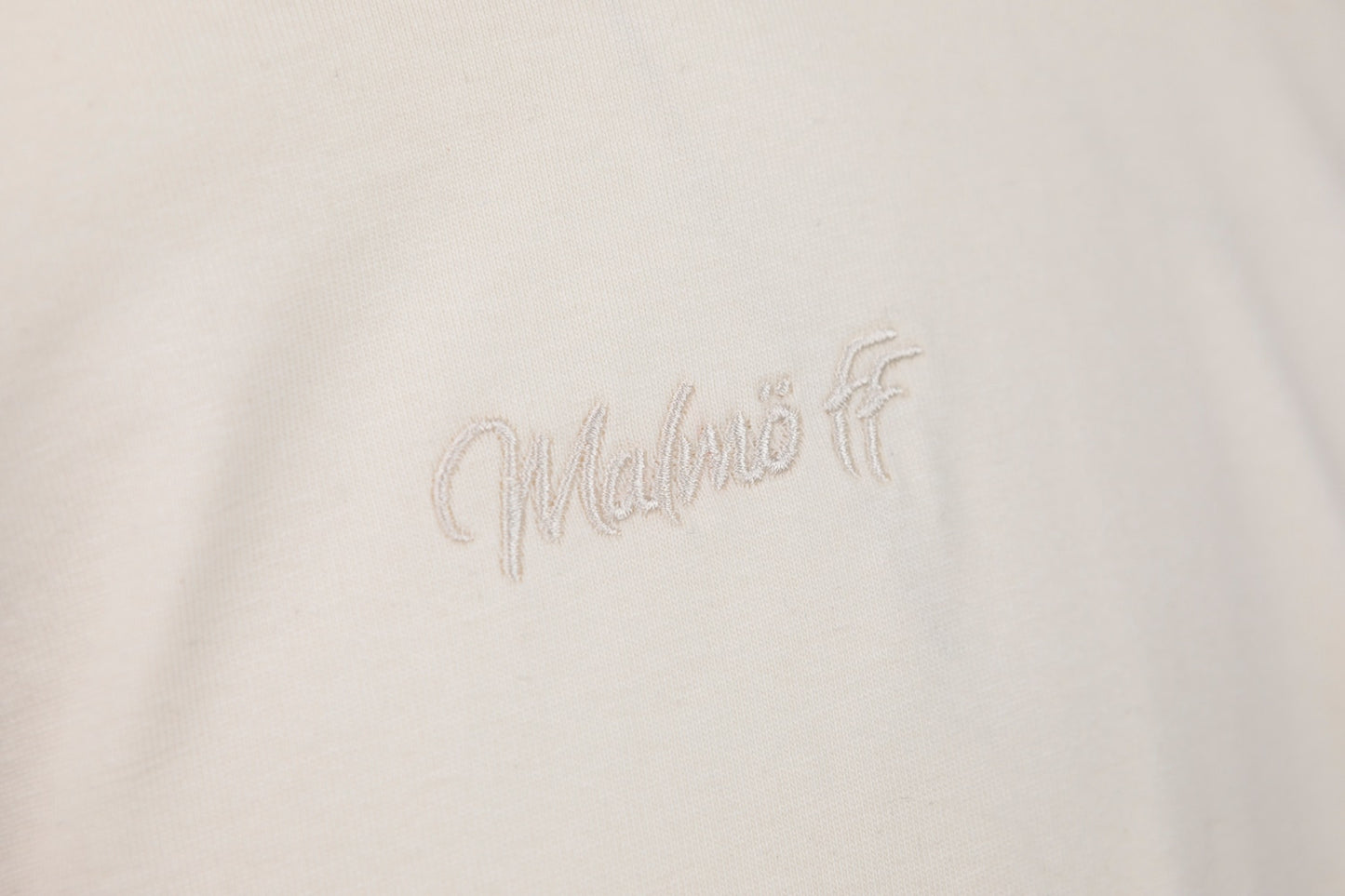 Puma ESS ELEVATED Tee No dye
